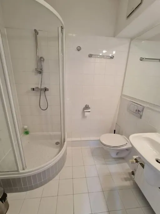 Fantastic Waw - Z6 Room - 502B Warsaw Apartment